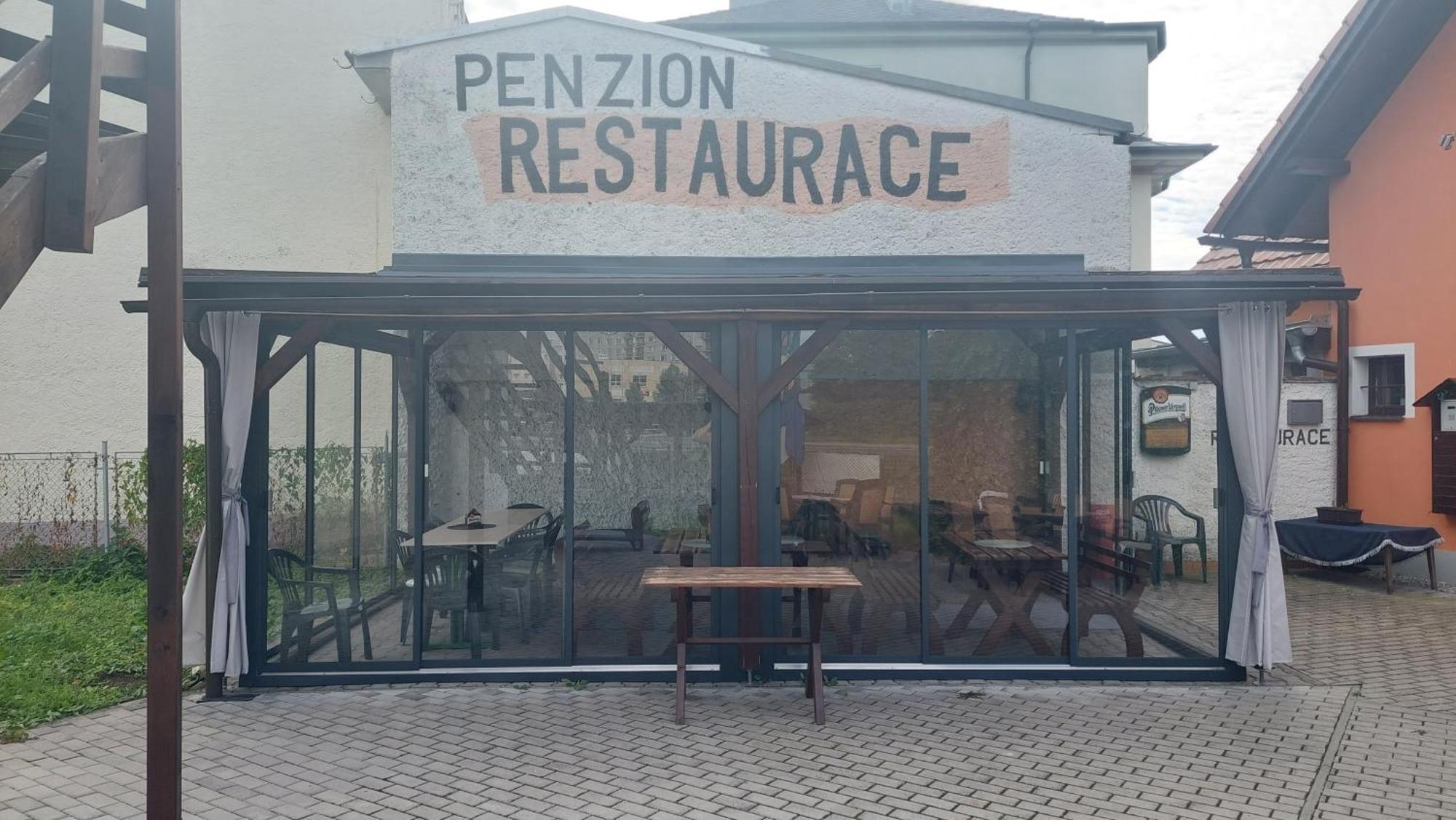 Penzion A Restaurace U Strnada Klatovy Eksteriør bilde